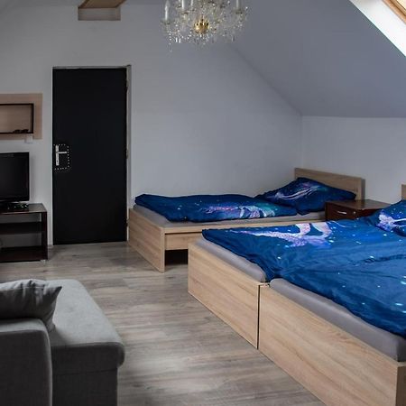 V Sadu Apartment Лиса над Лабем Екстериор снимка