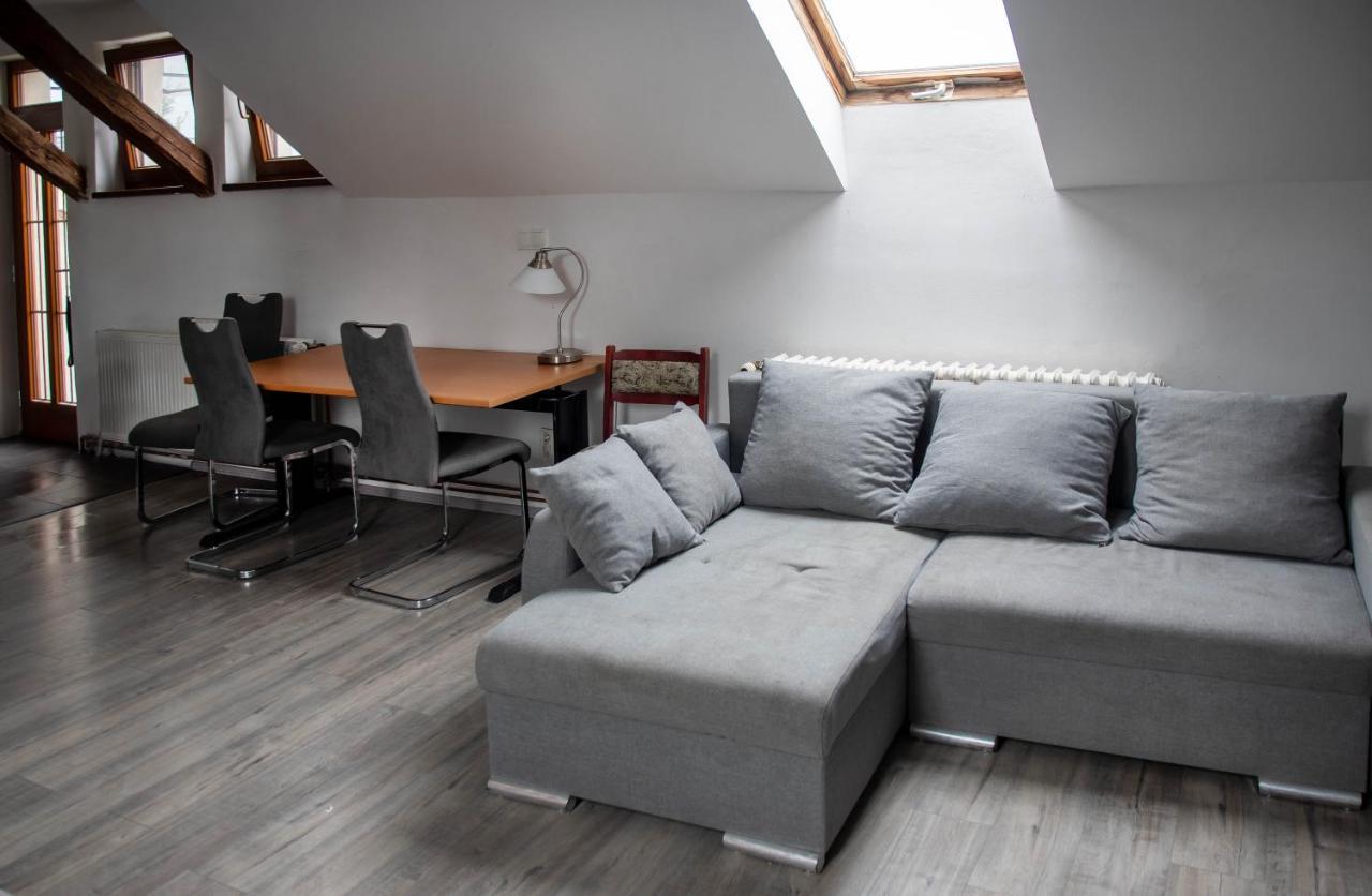 V Sadu Apartment Лиса над Лабем Екстериор снимка