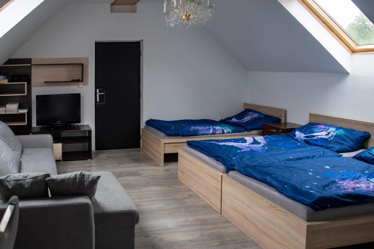 V Sadu Apartment Лиса над Лабем Екстериор снимка
